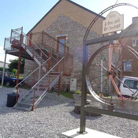 Gite A Deux Pas De L'Horloge Senzeille Exterior photo