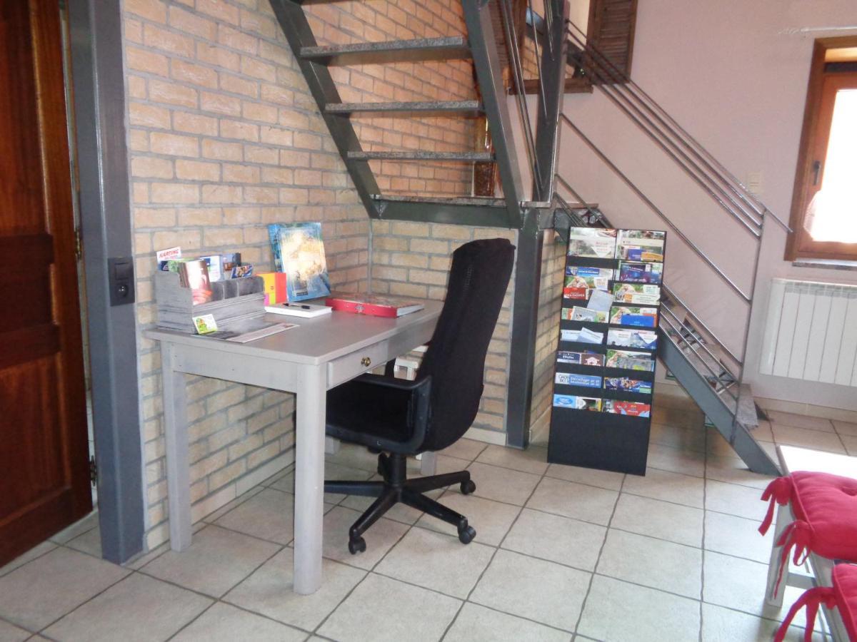 A Deux Pas De L'horloge Apartment *