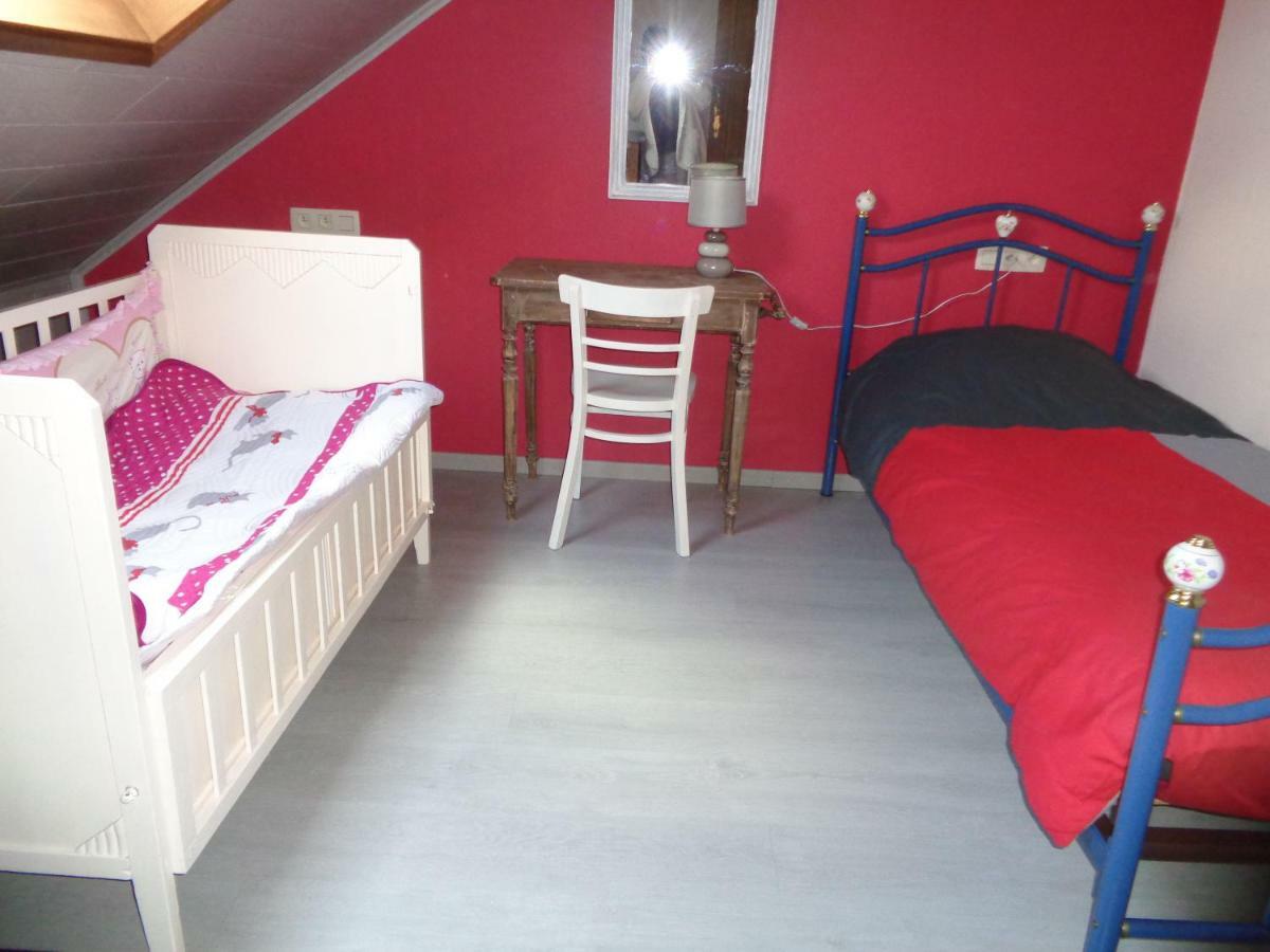 A Deux Pas De L'horloge Apartment Senzeille